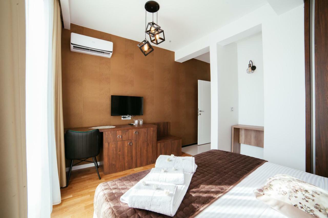 Hotel Platinum Ulcinj Luaran gambar