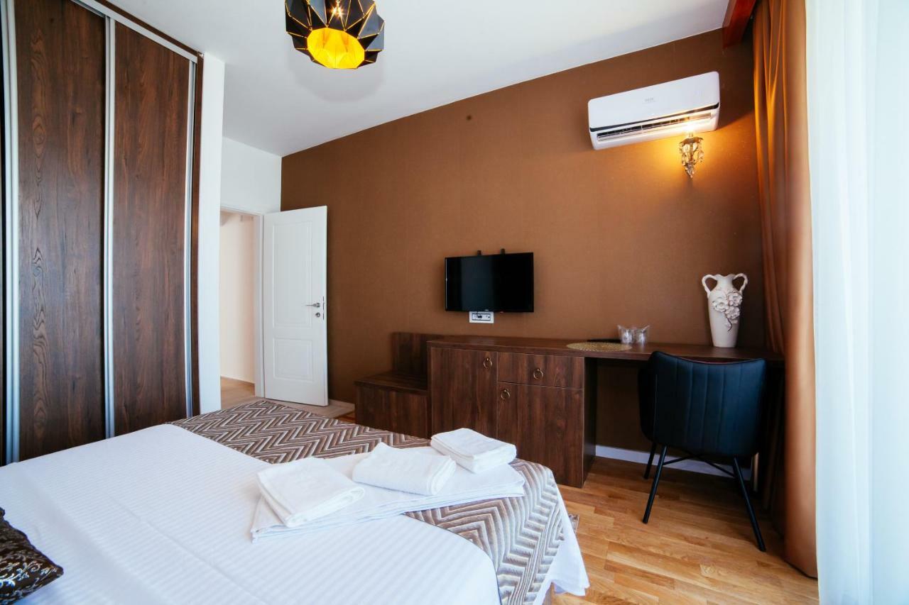 Hotel Platinum Ulcinj Luaran gambar