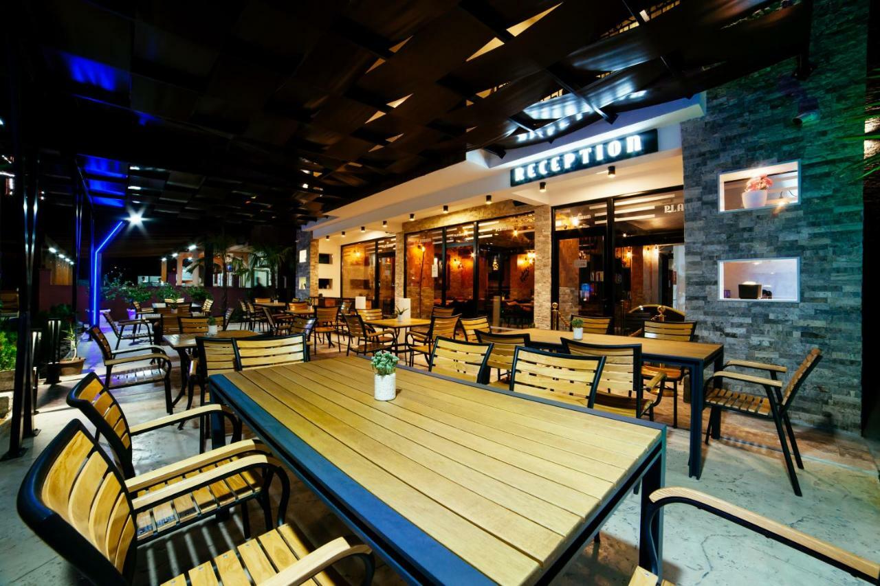 Hotel Platinum Ulcinj Luaran gambar