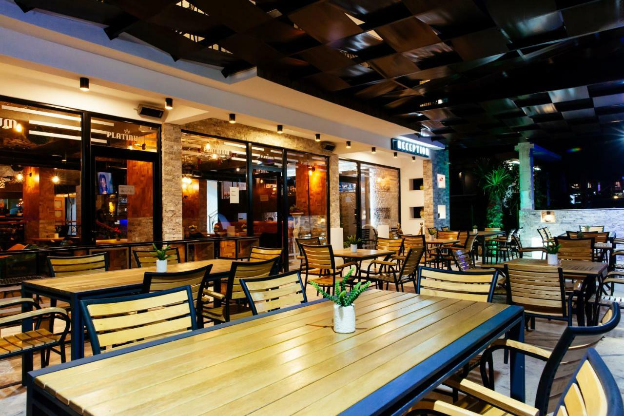 Hotel Platinum Ulcinj Luaran gambar