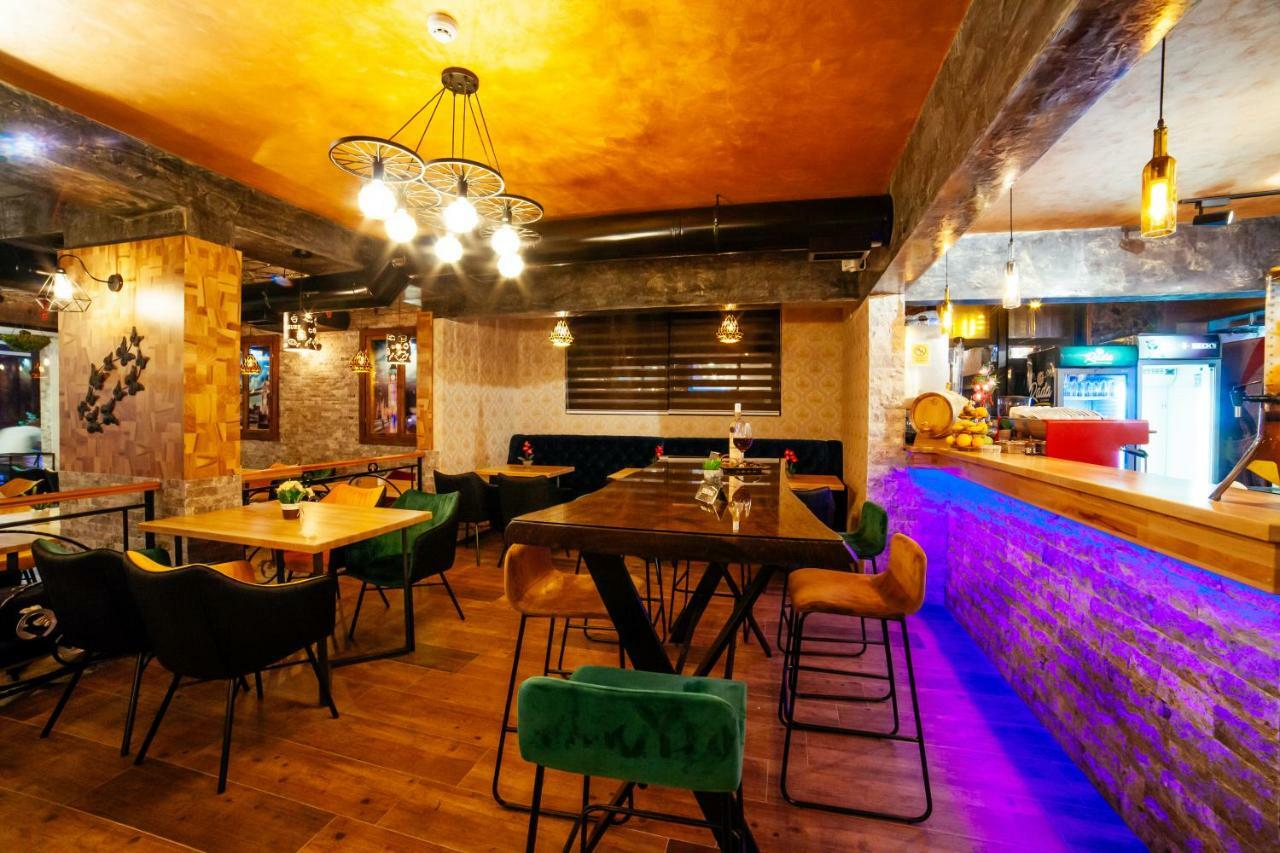 Hotel Platinum Ulcinj Luaran gambar