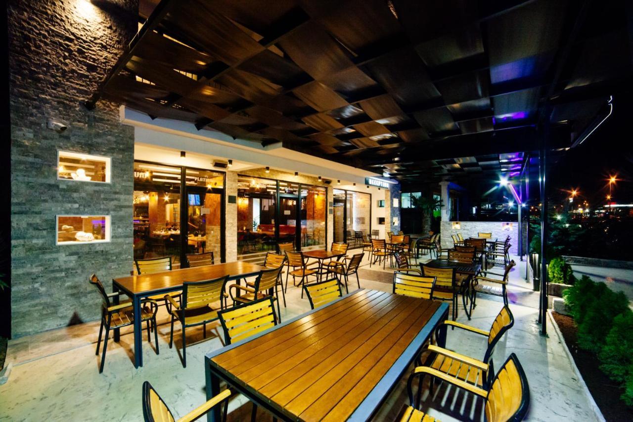 Hotel Platinum Ulcinj Luaran gambar